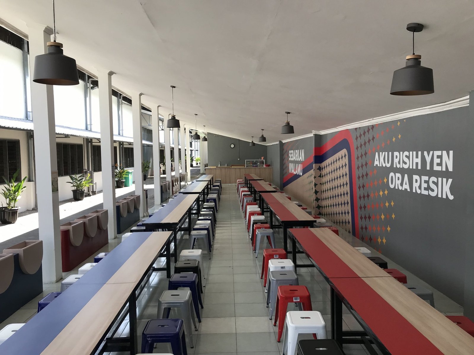 Kantin & Lounge Asrama