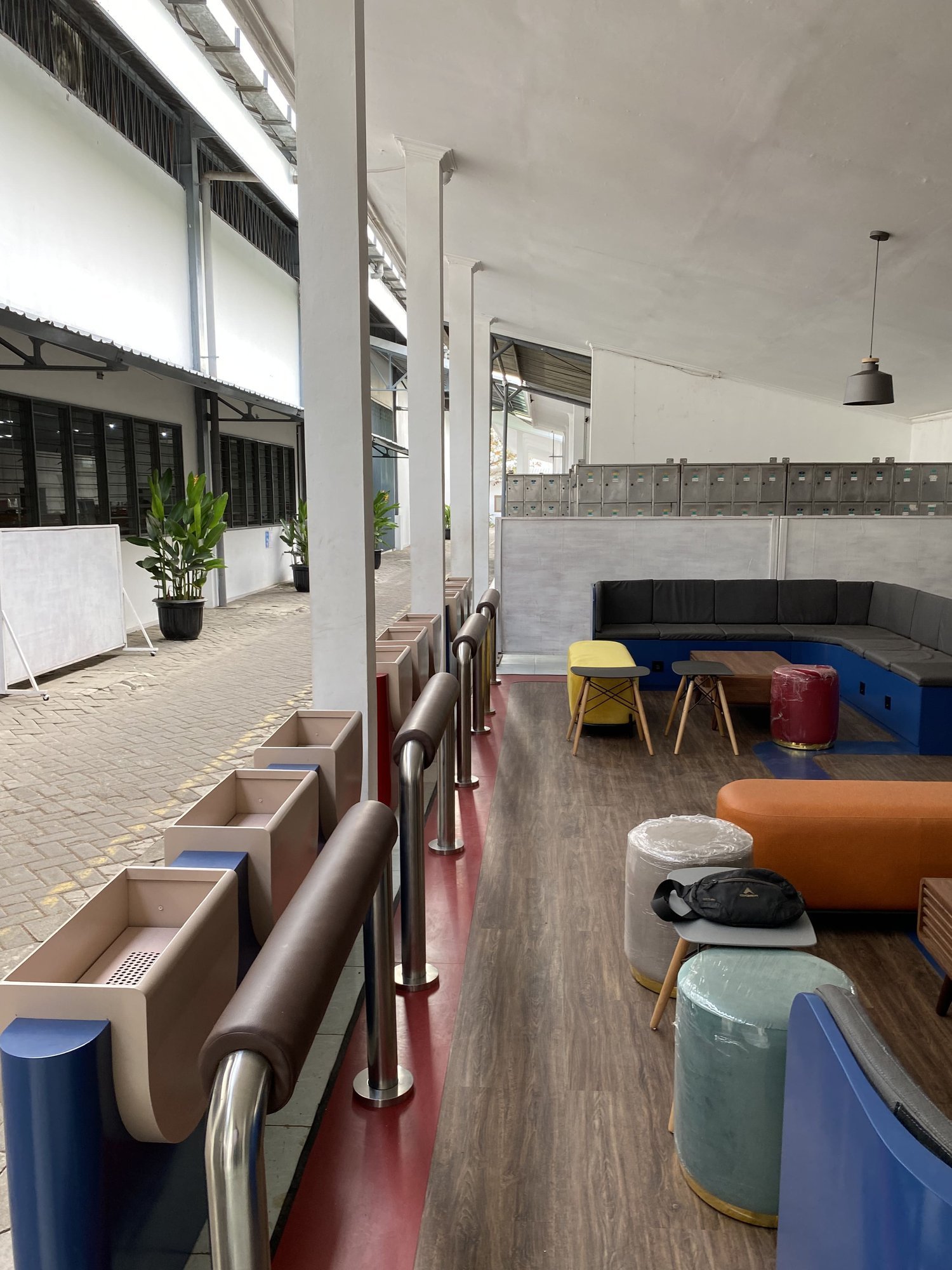 Kantin & Lounge Asrama